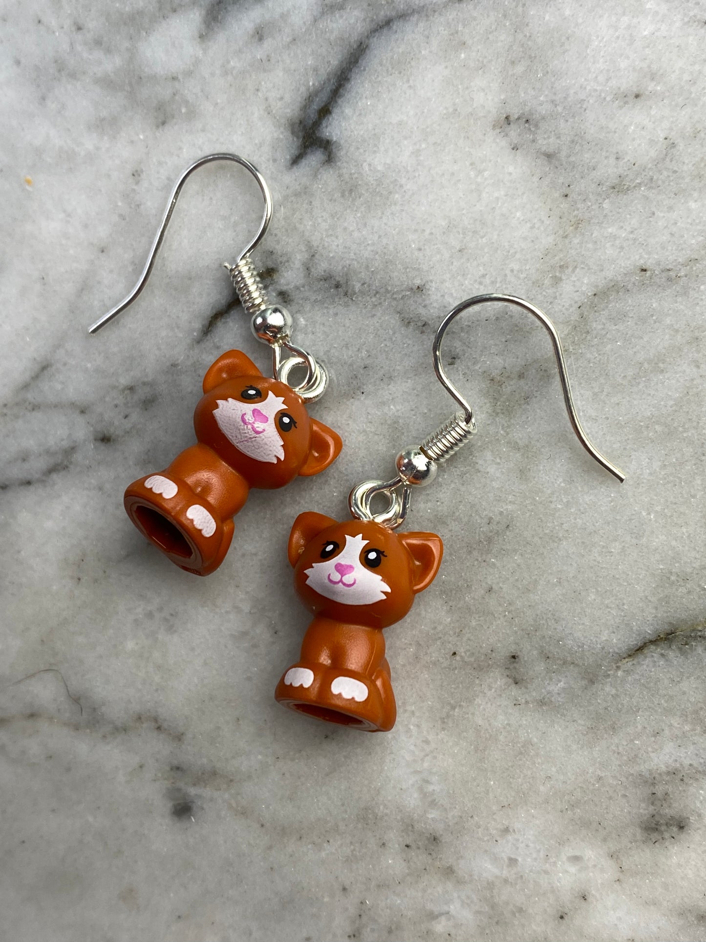 Sitting Cat Drop Earrings