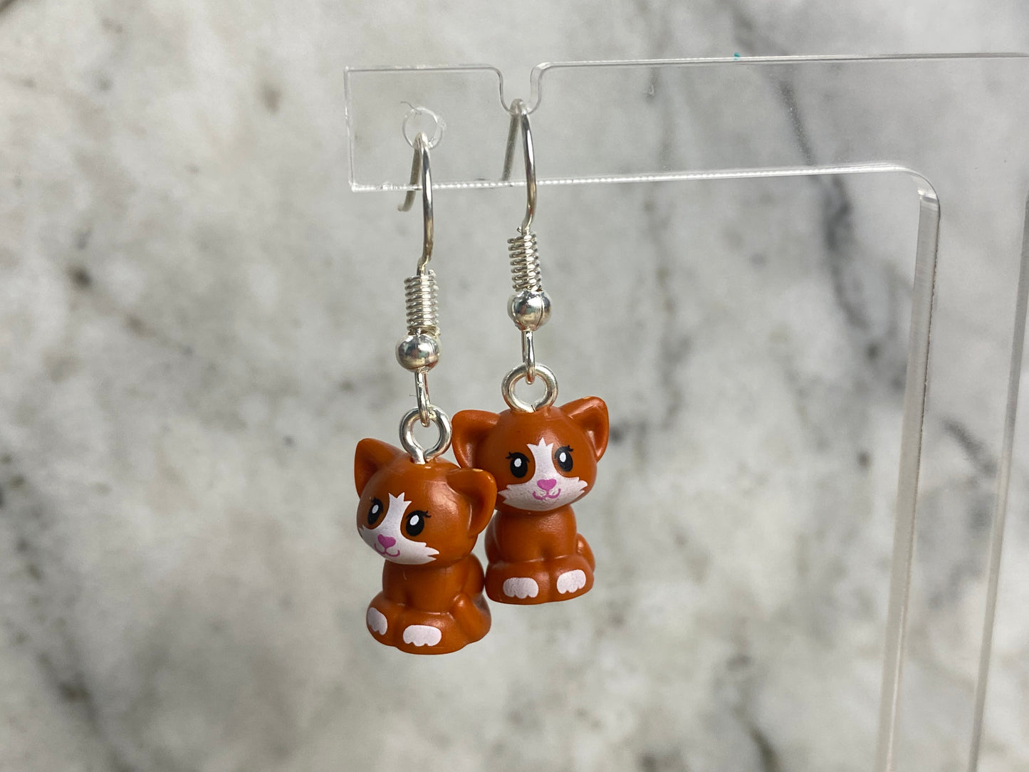 Sitting Cat Drop Earrings